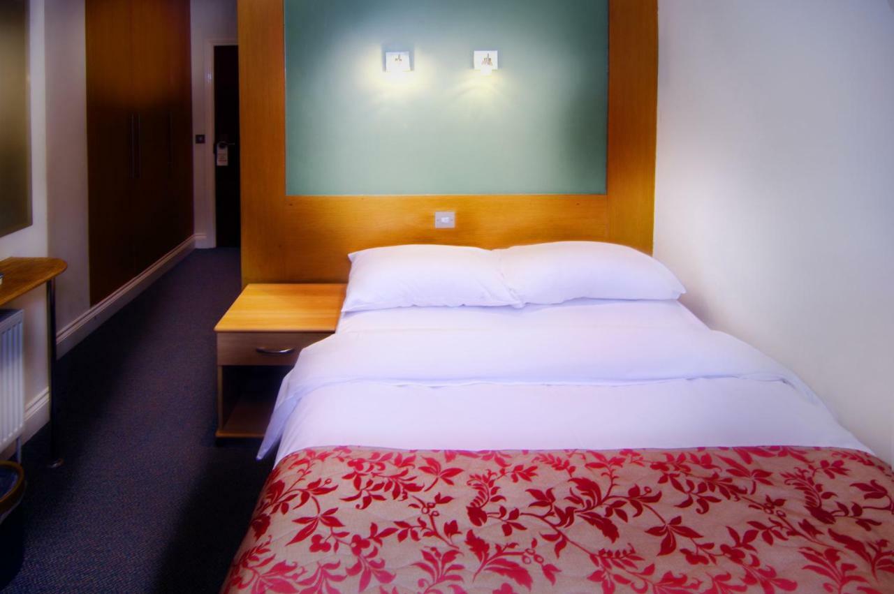 Westbury Hotel Лондон Екстериор снимка